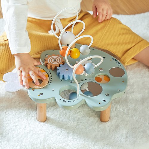 Janod Drevený motorický stolík s aktivitami List