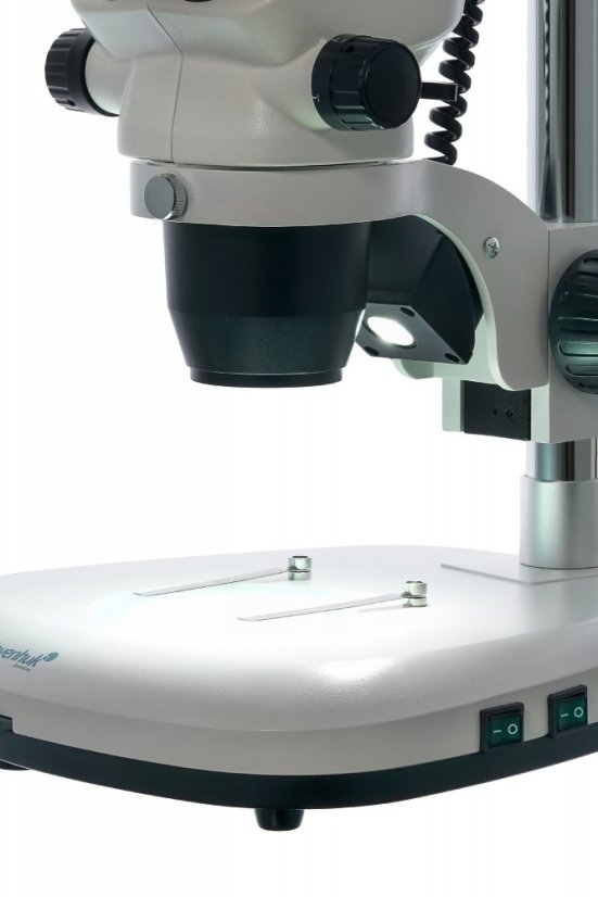 Mikroskop Levenhuk ZOOM 1T Trinocular