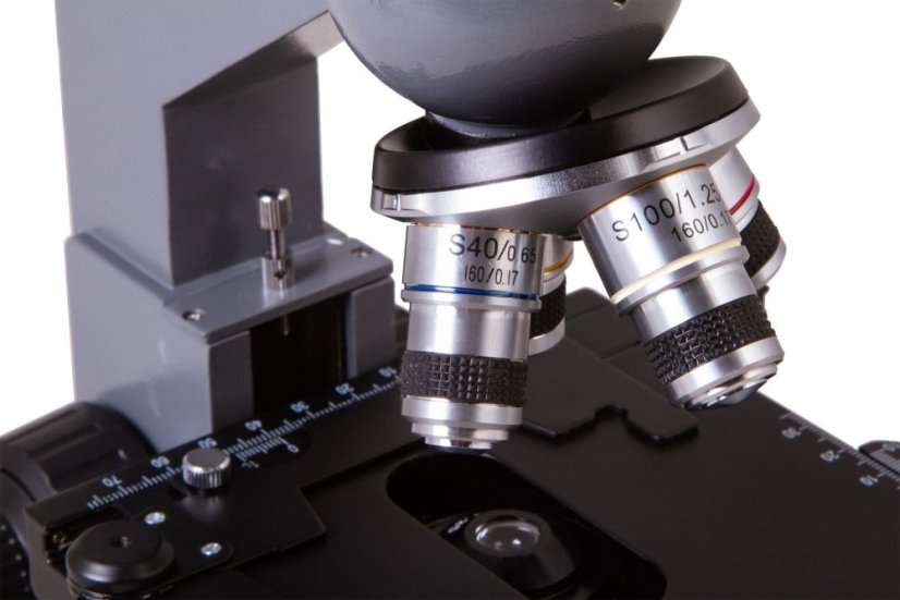 Biologický Mikroskop Levenhuk 320 PLUS