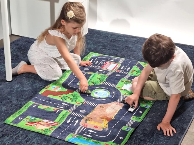 Detský koberec mesto so semaformi a autíčkami 72 x 120 cm