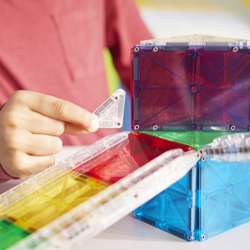 Magnetická stavebnica Magna Tiles Rail Racers 33 dielov