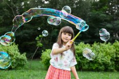 Bublifuk Sada Obruč na bubliny Mini Butterfly + tekutina 400 ml