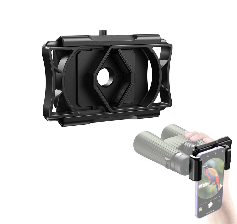 Detail adaptéru Levenhuk Kelvin RIG10 PRO upevněného ke smartphonu